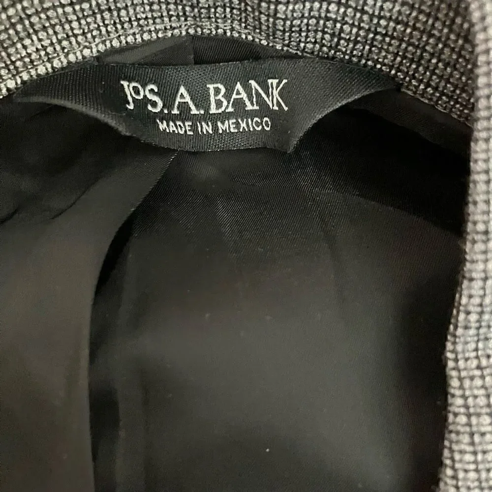 Jos. A. Banks Men’s Suitcoat / sz: 41L / NWT